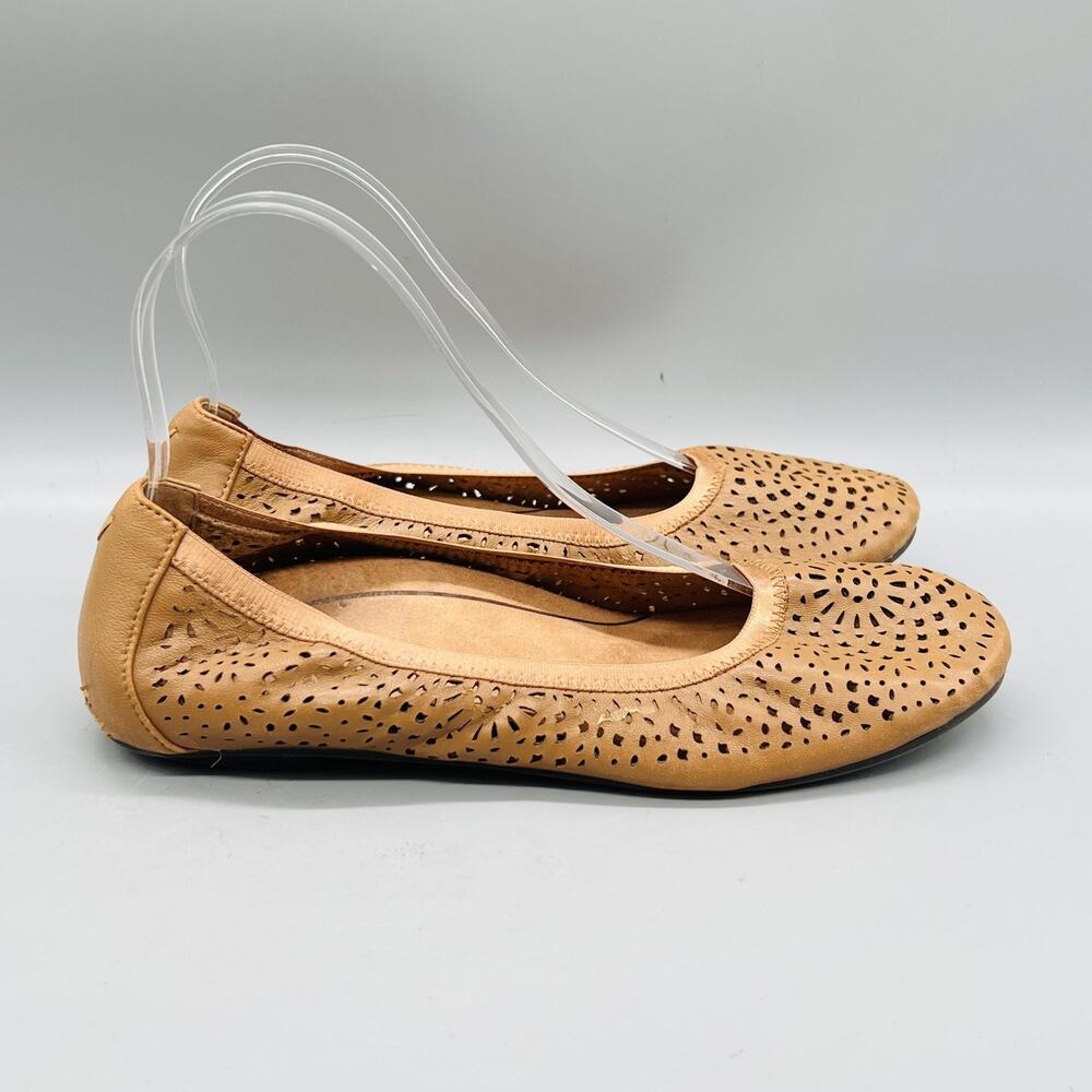 Vionic Shoes Womens 7 Brown Leather Perforated Ballet Flats Slip On Comfort